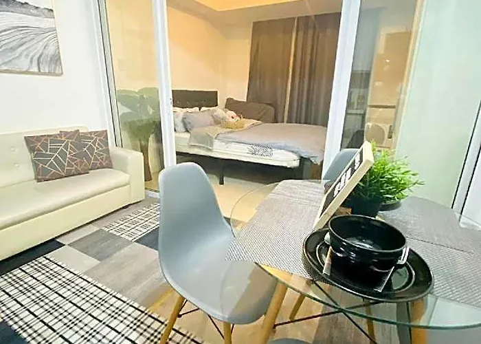 Sheraya Staycation By Azure Urban Res. Paranaque فندق