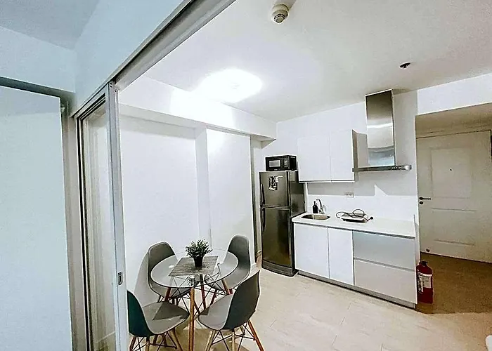 Sheraya Staycation By Azure Urban Res. Paranaque Manila