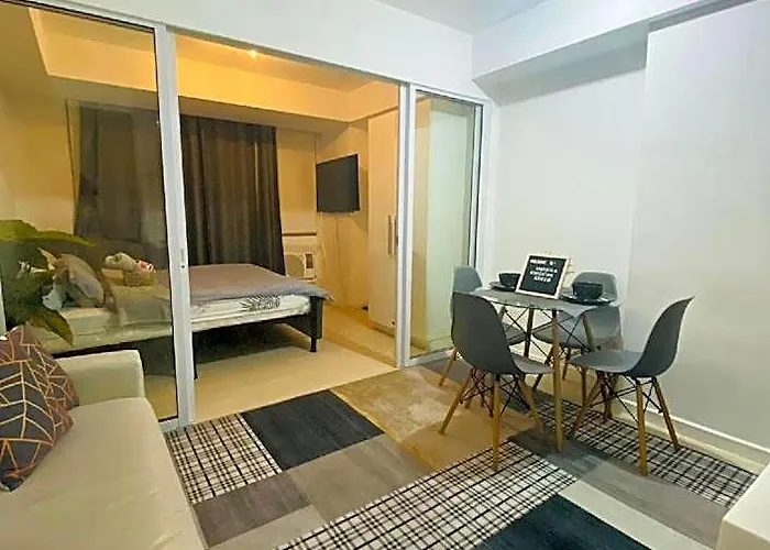 Sheraya Staycation By Azure Urban Res. Paranaque Hotel 4*