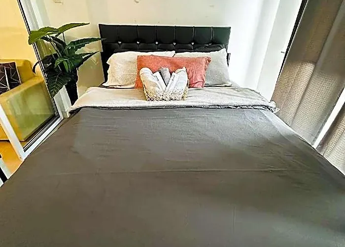 Hotel Sheraya Staycation By Azure Urban Res. Paranaque 4*