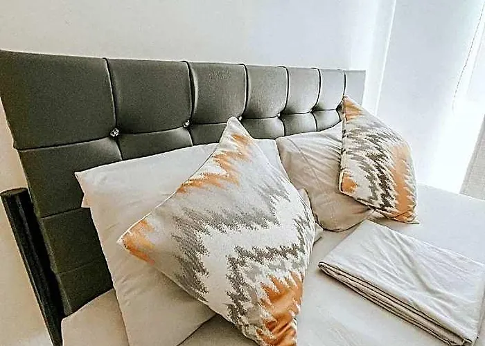Sheraya Staycation By Azure Urban Res. Paranaque 4*